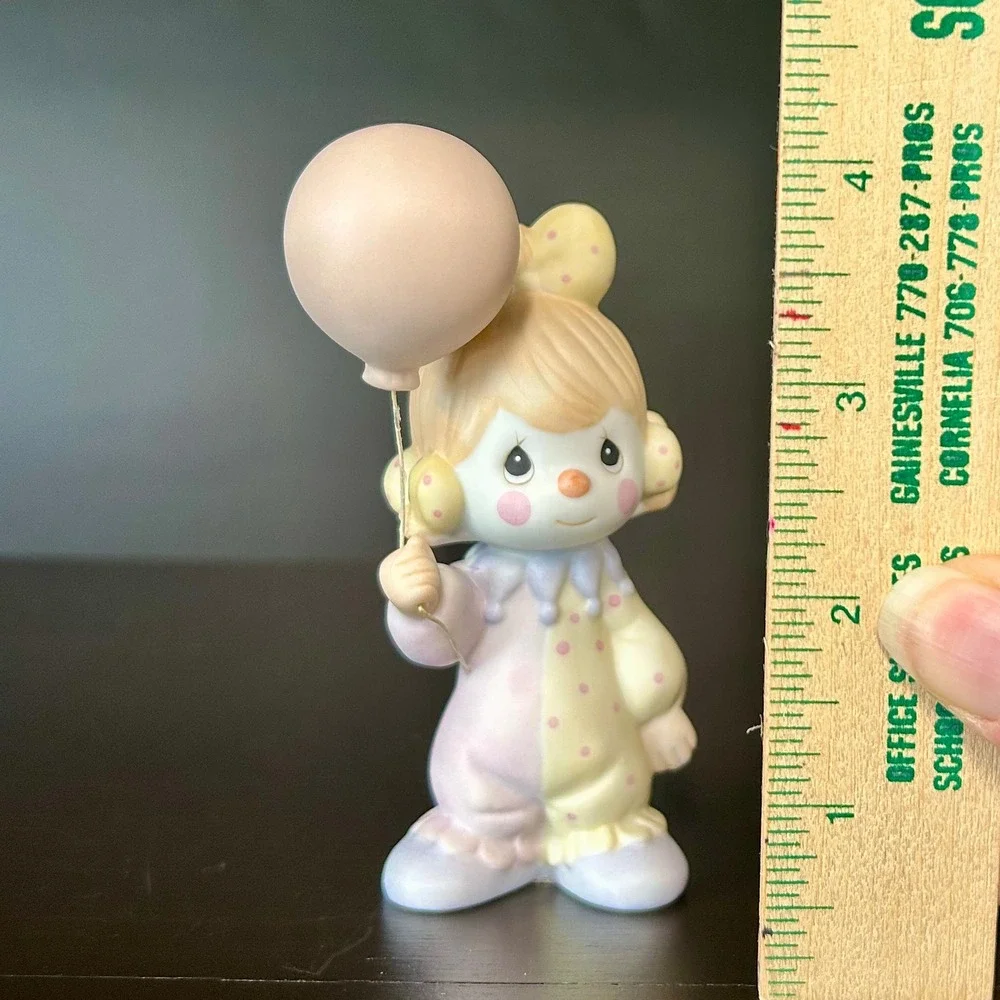 Vintage 1984 Precious Moments Clown Girl with Balloon Figurine 12238/B Pastel 4" - Picture 7 of 7